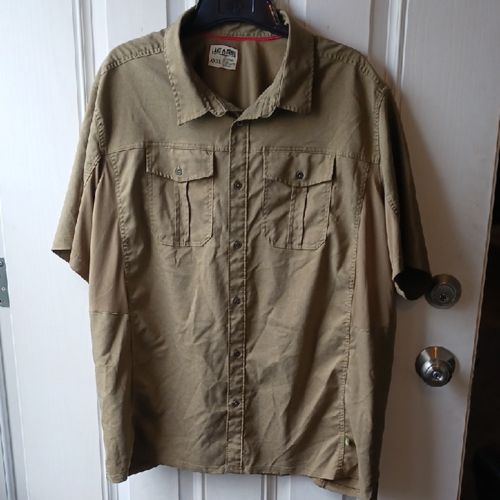 ***Lake & Trail Short Sleeve Vented 2 Pocket Khaki Shirt Size 3X